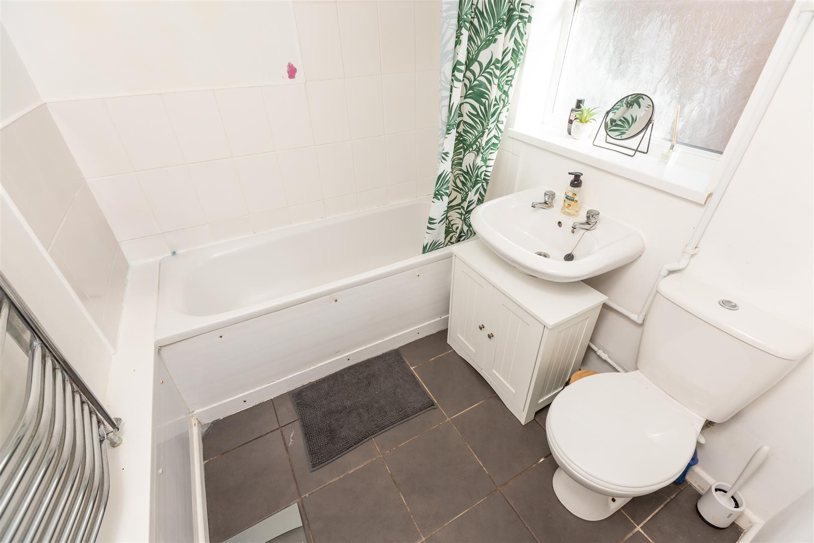 Carmarthen Road, Cwmdu, Swansea, SA5 8JX